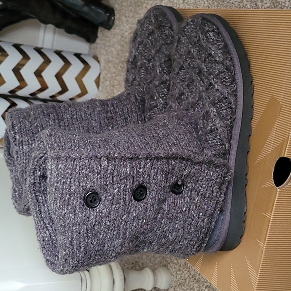 UGG Shoes - UGG Sweater Boots